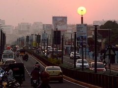 बारिश के बाद फिर चढ़ा पारा, दिल्ली NCR में मौसम का बदला मिजाज, जानें एक हफ्ते का वेदर अपडेट