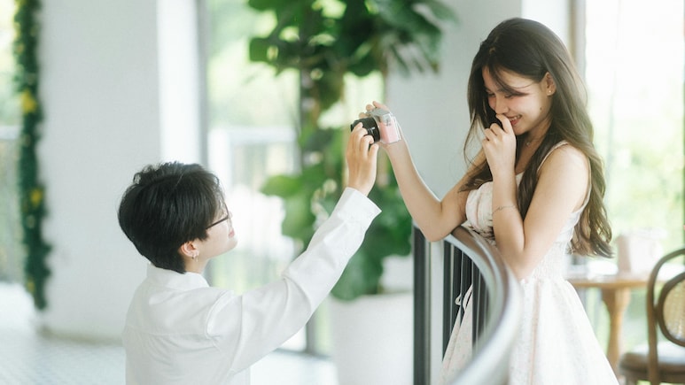 Happy Valentines Day 2026: आज वैलेंटाइन डे पर इन फिल्मी तरीकों से करें अपने Love को प्रपोज