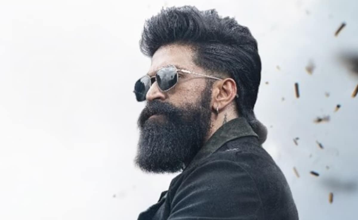 Toxic Teaser: यश की टॉक्सिक का दमदार टीजर रिलीज, फैन्स बोले आ गया बॉक्स ऑफिस का मॉन्स्टर