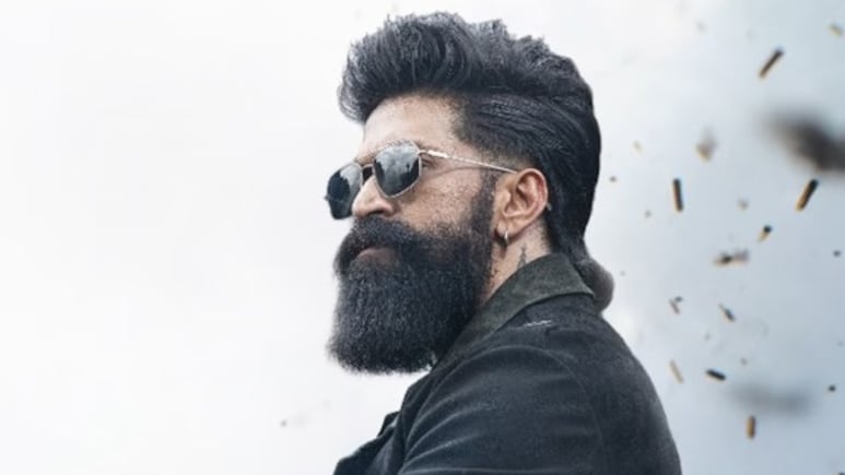 Toxic Teaser: यश की टॉक्सिक का दमदार टीजर रिलीज, फैन्स बोले आ गया बॉक्स ऑफिस का मॉन्स्टर