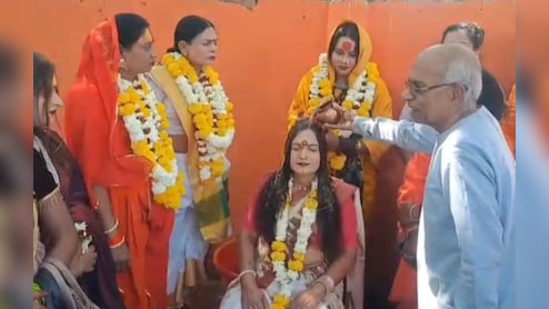 किन्नर की 'घर वापसी'! सितारा गुरु बनीं सीता, महादेवगढ़ मंदिर में अपनाया सनातन धर्म