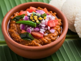 Why This Tomato-Onion Chutney Deserves A Spot On Your Breakfast Plate