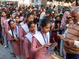 MP Board: क्या दोबारा होगा 10वीं का अंग्रेजी का पेपर? जिसे टीचर ने वॉट्सऐप पर किया था अपलोड,  जानें ताजा अपडेट