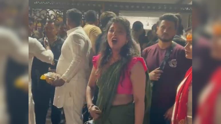 Mahakal Mandir Fight: महाकाल मंदिर में मुंबई की महिला श्रद्धालु से सिक्योरिटी गार्ड की मारपीट, वीडियो वायरल