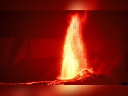 हवाई में आग का तूफान, ज्वालामुखी ने आसमान तक फेंकी लावा की धार, देखें कैसे हुई बेकाबू