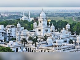 अश्लील मैसेज भेजकर करता था परेशान, KGMU की जूनियर डॉक्टर ने प्रोफेसर पर लगाए आरोप; जांच में क्या मिला?