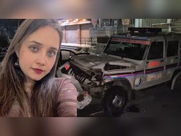 श्री गंगानगर में पुल&zwj;िस की जीप में कार ने मारी टक्&zwj;कर, मह&zwj;िला थाना प्रभारी ज्&zwj;योत&zwj;ि नायक की मौत&nbsp;