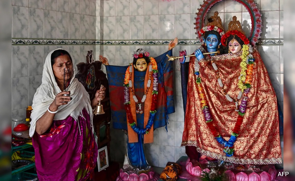 Bangladeshi Hindus' 'Future Concerns' Amid Rising Violence Ahead Of Polls