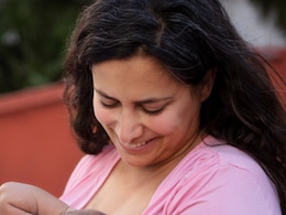 Breastfeeding vs Formula Feeding: Why Experts Say Breast Milk Gives Babies The Best Start In Life