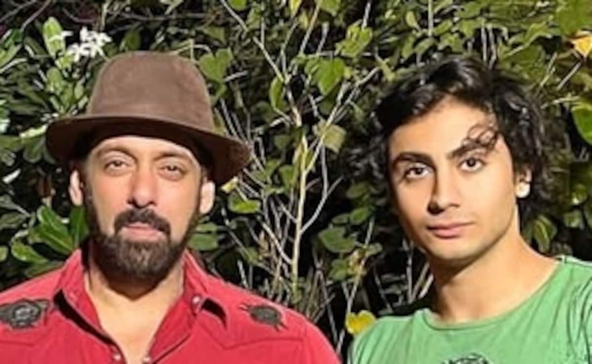 सलमान खान के राह पर भतीजे अरहान खान, बोले- 'वैलेंटाइन डे से मेरा क्या लेना देना', मम्मी मलाइका ने किया रिएक्ट