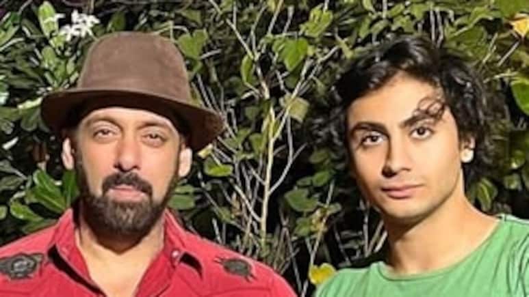सलमान खान की राह पर भतीजे अरहान खान, बोले- 'वैलेंटाइन डे से मेरा क्या लेना देना', मम्मी मलाइका अरोड़ा ने दिया रिएक्शन