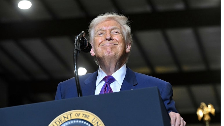 'मुझे जवान और हैंडसम मर्द नहीं, औरतें पसंद हैं', ट्रंप ने बोर्ड ऑफ पीस की पहली बैठक में क्या कहा?