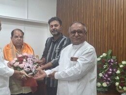 Amravati News: काँग्रेसमधील अंतर्गत गटबाजी नडली! अमरावतीच्या राजकारणात भूकंप, बडा मोहरा भाजपाच्या गळाला