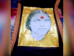 39 करोड़ की साड़ी देख लीजिए, 2 किलो सोना, करोड़ों के हीरे जड़े हैं,  चौंधिया जाएंगी आंखें