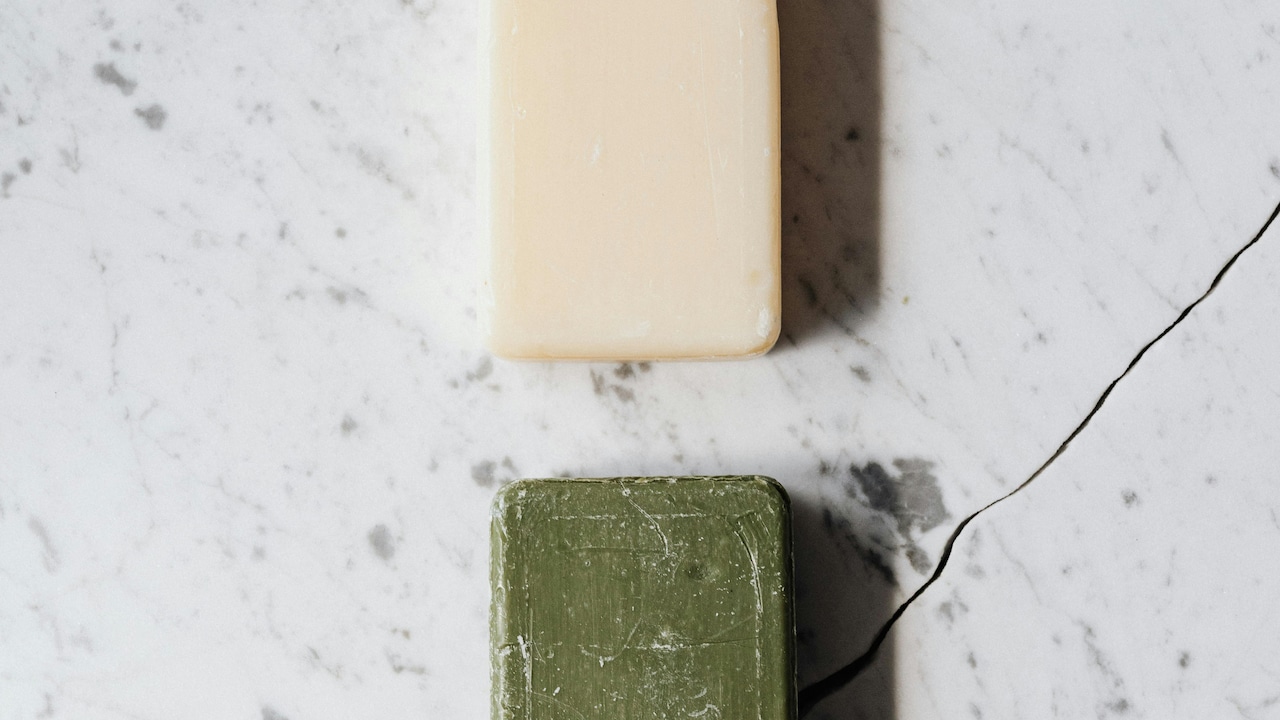 Best Moisturising Soaps For Winter Dry Skin That Dont Feel Harsh