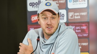 T20 World Cup 2026; IND vs SA: क्या अभिषेक शर्मा दक्षिण अफ्रीका के खिलाफ सुपर-8 मुकाबले से होंगे ड्राप? बॉलिंग कोच मोर्ने मोर्केल का बड़ा बयान