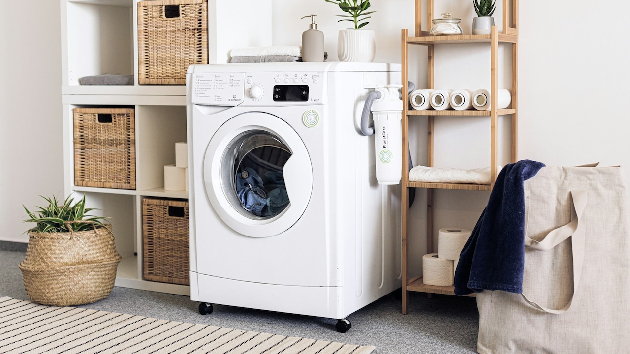 Try these tips to level your washing machine and prevent shaking Try these tips to level your washing machine and prevent shaking