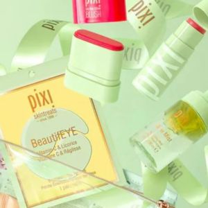 Best Beauty And Skincare Products From Pixi On Myntra Fashion Carnival