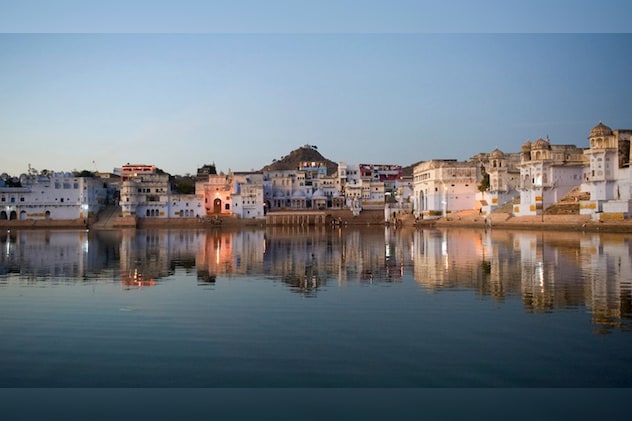  ब्रह्मा मंदिर और वराह घाट का सुकून