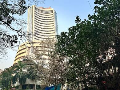 Stock Market Crash: Nifty Nosedives Below 25,200 In Late Trade Amidst MSCI Adjustments