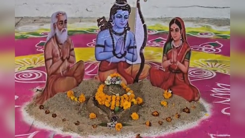 राजिम कुंभ कल्प का आज से आगाज, लाखों श्रद्धालु त्रिवेणी संगम में लगा रहे आस्था की डुबकी