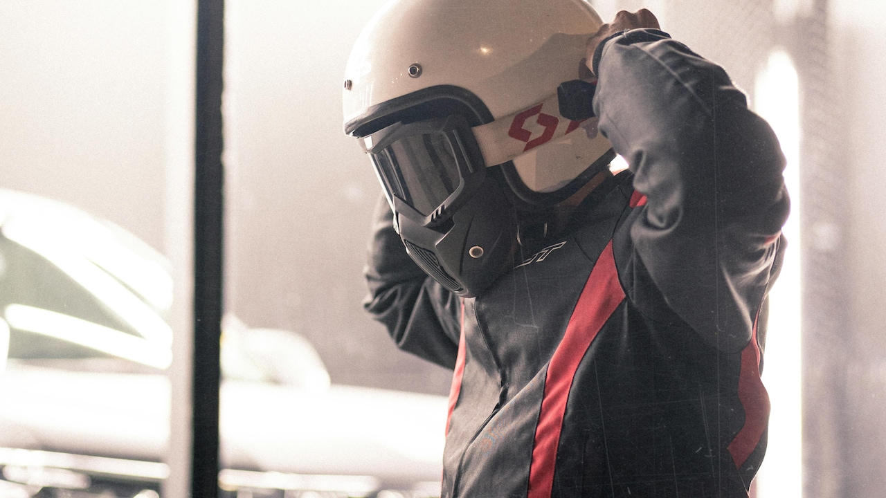 Helmet Sizing Online Chart And Fit Guide: How to Measure So You Dont Return It Twice