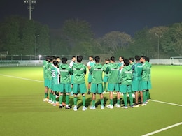 Pakistan Hockey Team Flies For World Cup Qualifiers Under Banned Coach