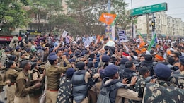MP-CG में स&zwj;ियासी संग्राम: कांग्रेस कार्यालय में हंगामा, BJP वालों पर FIR, पीसीसी चीफ ने CS को ल&zwj;िखा पत्र
