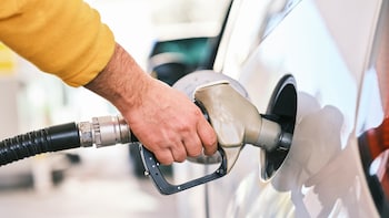 Government Mandates Sale Of E20 Petrol With Minimum RON 95 Nationwide From April 1