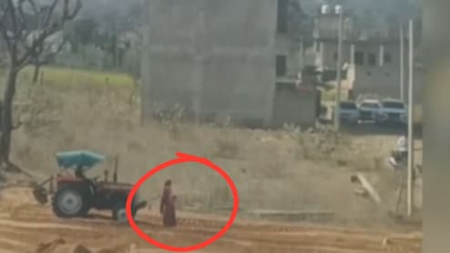 Rajasthan: जमीन के लिए ट्रैक्टर के आगे अड़ीं मां, बेटी और बहू, बीच खेत में स्कॉर्पिओ में आएं दबंगों से भिड़ी ; देखे वीडियो