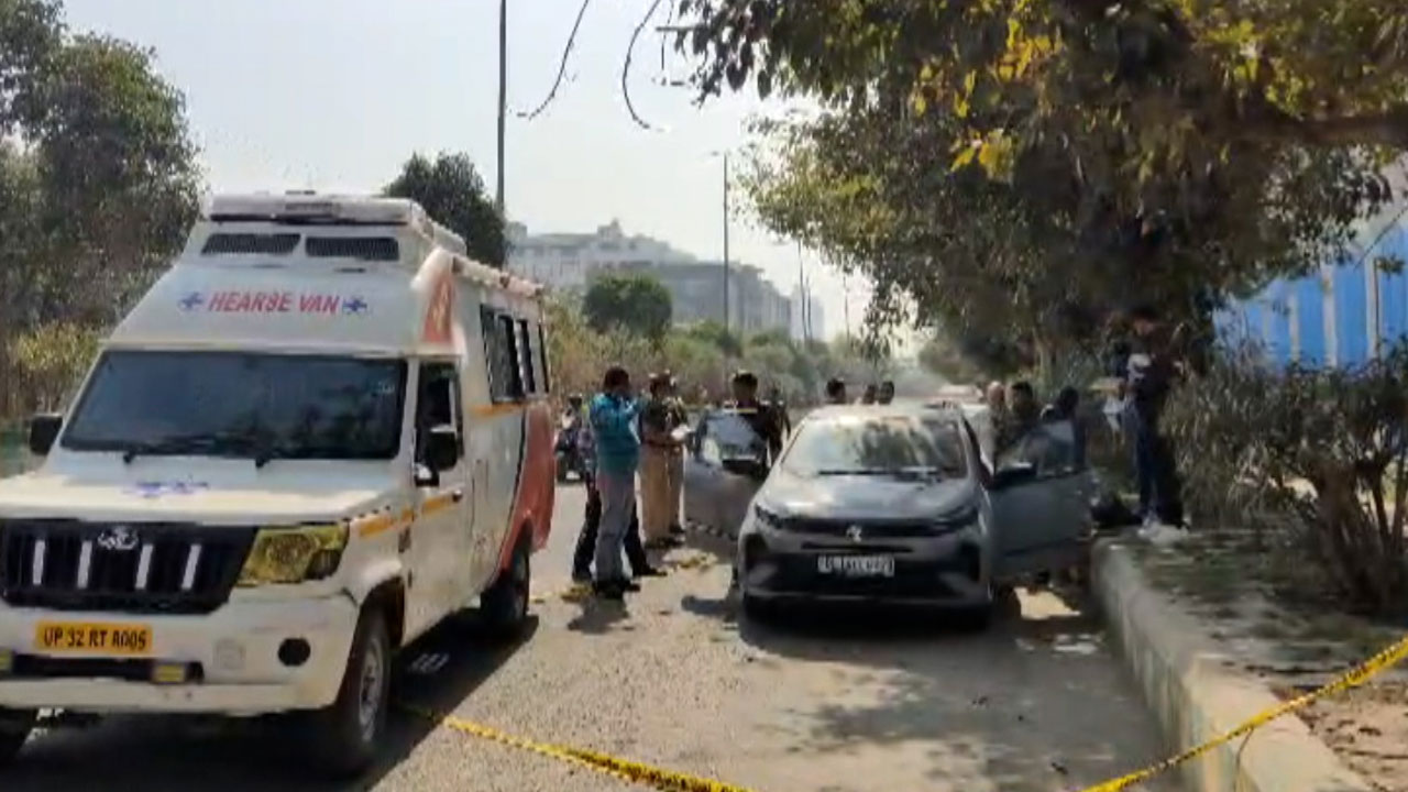 Noida Horror On Valentine's Day: Delhi Couple Found Dead In Car