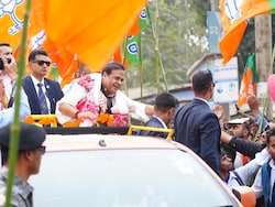 Man Praises His Watch During Yatra, Himanta Sarma Gives It To Him