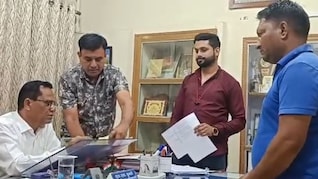 पीएमश्री स्कूल में फर्जीवाड़ा! एक बार में &nbsp;200 बच्चों ने खाया 400 थाली खाना, कच्चे बिल पर हो गया भुगतान