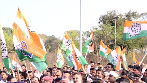 कांग्रेस में काका-बाबा गुट खींचतान: 17 पदाधिकारियों के इस्तीफे से मचा सियासी भूचाल, पढ़ें क&zwj;िस ने क्&zwj;या लिखा?