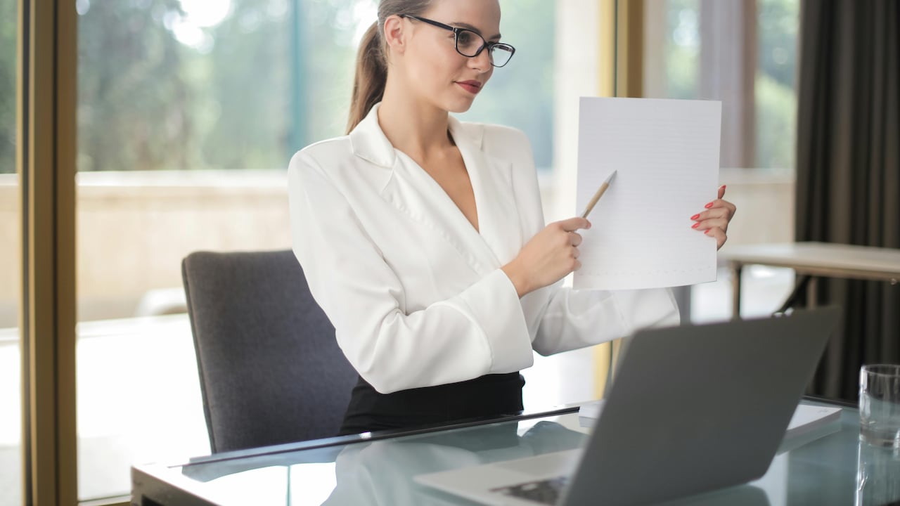 Common reasons that make your office top look worn out by noon and how to fix it