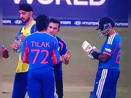 'गुरु' गौतम गंभीर का ज्ञान तिलक को पड़ा महंगा, बीच मैदान में आकर दिया था टिप्स, अगली ही गेंद पर हो गए आउट