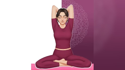 पीठ दर्द, कंधे की जकड़न और सांस की तकलीफ दूर करने में मदद करेगा उत्तानमंडूकासन, जानिए करने का सही तरीका