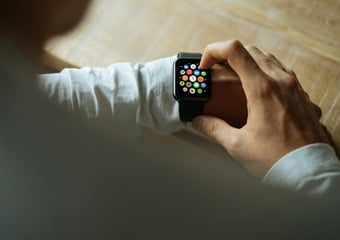 Amazon Mega Smart Wearable Days: स्मार्टवॉच, स्मार्ट रिंग और फिटनेस बैंड पर बंपर डिस्काउंट