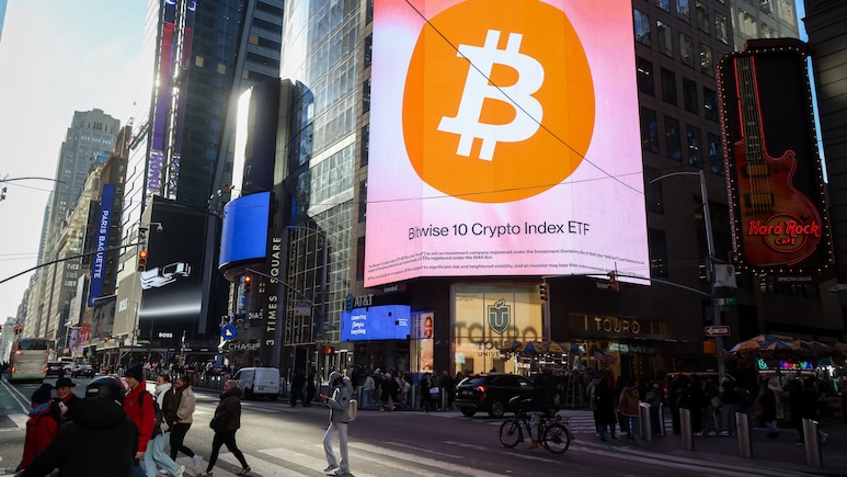 Bitcoin Drops Below $76,000 With Traders Pivoting Back To Metals