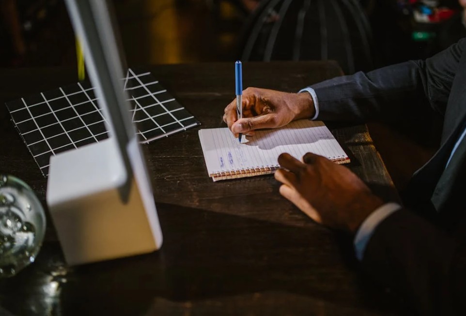 After 50 Years Of Service, Man In His 70s Fired Without Severance Or Farewell: "Loyalty Means Nothing"