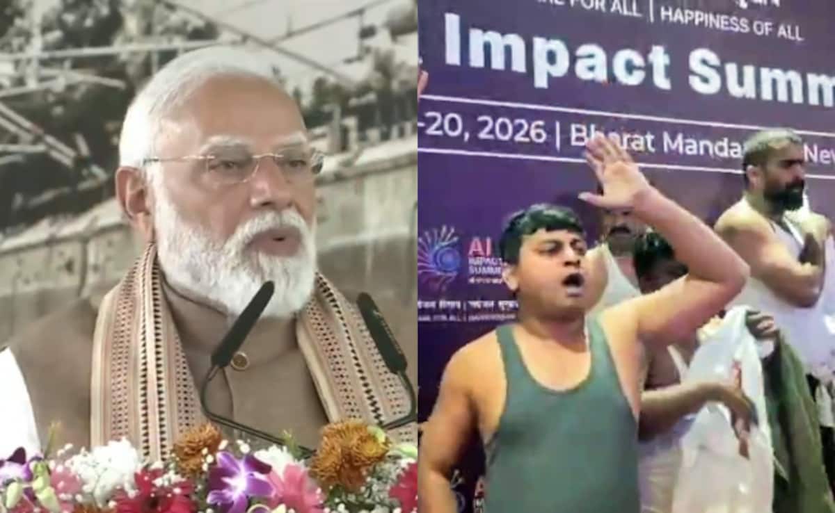 'Used Global Event For Dirty Politics': PM Modi Slams Congress' Shirtless Protest