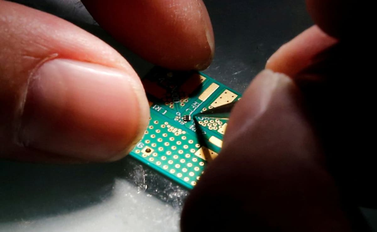 India's Semiconductor Market To Reach $300 Billion By 2035: Report