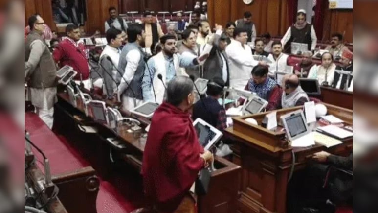 राबड़ी को लेकर बहस, हाथापाई की नौबत... बिहार विधानसभा में सदस्यों के व्यवहार से सदन की गरिमा पर सवाल
