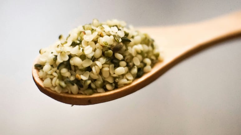 Nutritionist Recommends Hemp Seeds For Vegetarians, Says It Is A Complete Source Of Protein