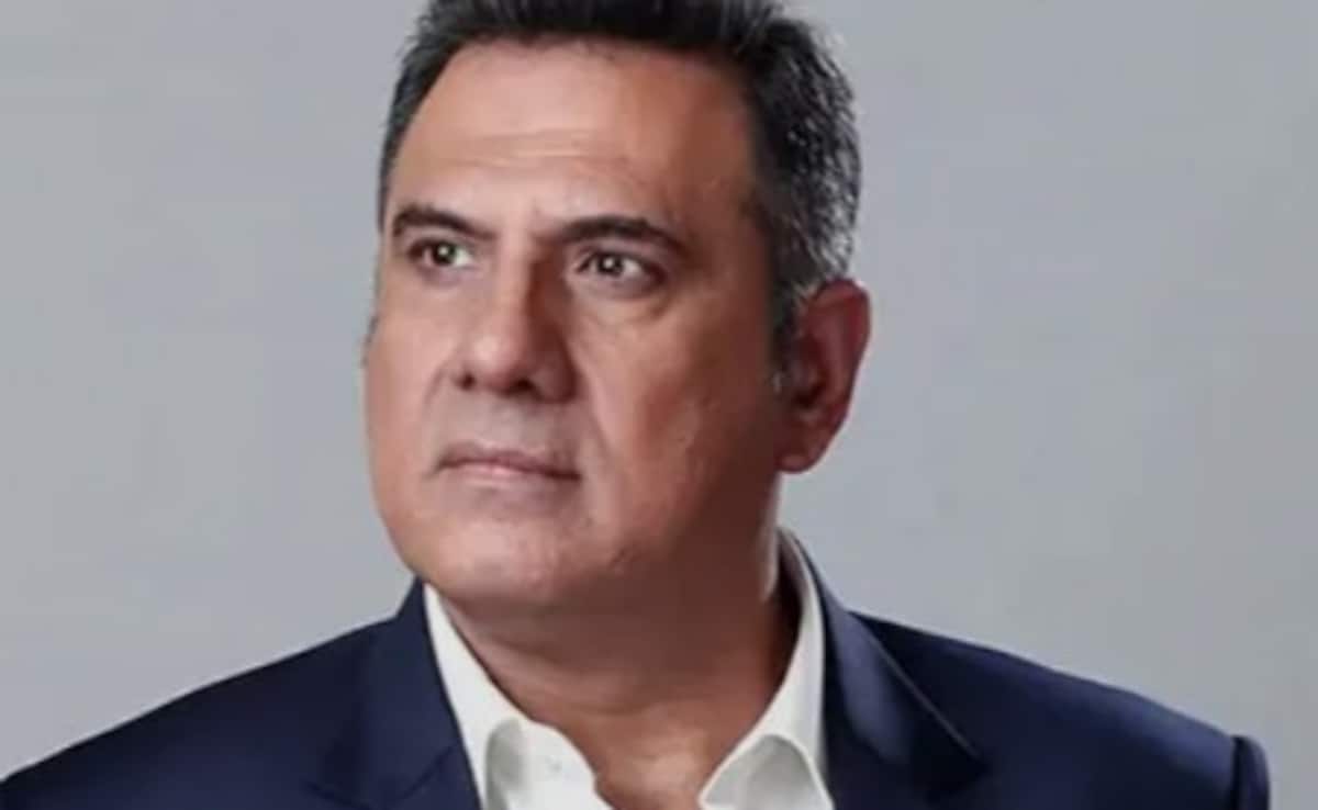 बोमन ईरानी ने किसके लिए लिखा- तुम उदासी दूर कर देती थी, इनके निधन से बुरी तरह टूट गए एक्टर