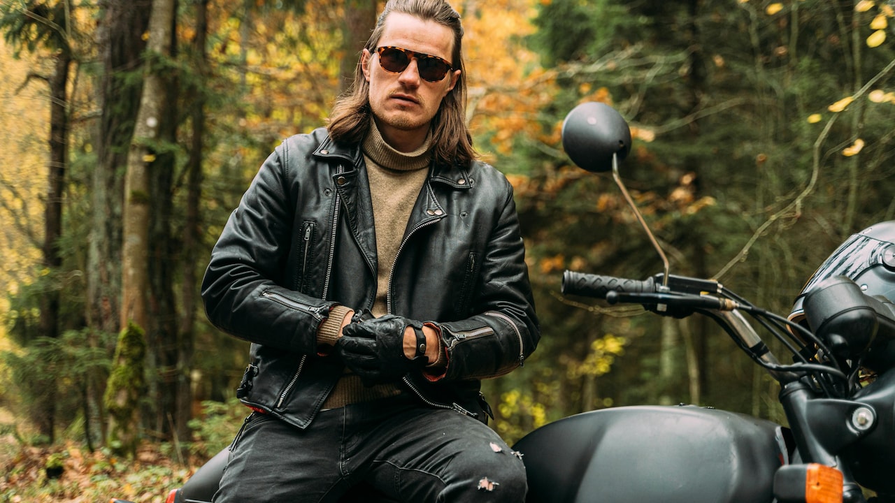 Why Faux Leather Jackets Crack And How To Choose Durable Styles Why Faux Leather Jackets Crack And How To Choose Durable Styles