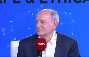 NDTV India.AI Summit LIVE: इंसानों के काबू से बाहर होने लगा है AI, प्रो. रसेल का चौंकाने वाला दावा