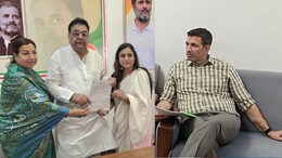 Kanu Priya Join Congress Party:&nbsp;BJP के वरिष्ट नेता की बेटी कनु प्र&zwj;ि&zwj;या ने ज्वाइन की कांग्रेस, जीतू पटवारी ने दी बधाई