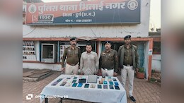 परीक्षा केंद्रों के बाहर खड़ी गाड़ियों से मोबाइल चोरी, फिर UPI से खाते खाली, पुलिस ने पकड़ा मास्टरमाइंड