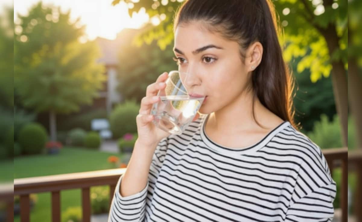 Warm Water: पीने के लिए पानी का सबसे अच्छा तापमान क्या है?